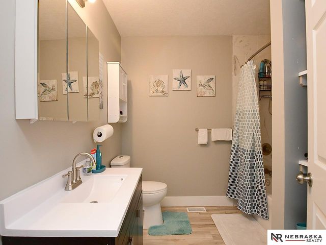 5514 S 31St Street, Omaha, NE 68107