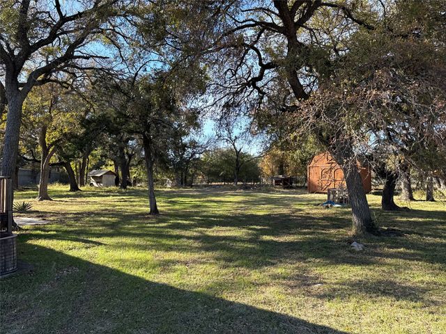 321 County Road 1607, Clifton, TX 76634