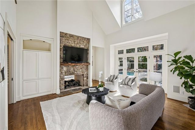 82 Blackland NW Road, Atlanta, GA 30342