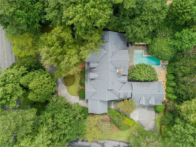 82 Blackland NW Road, Atlanta, GA 30342
