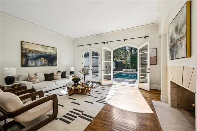 82 Blackland NW Road, Atlanta, GA 30342