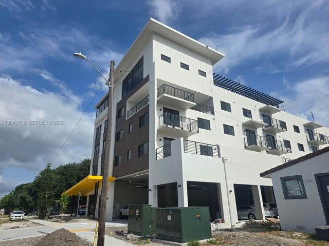 2233 Fillmore St 403, Hollywood, FL 33020