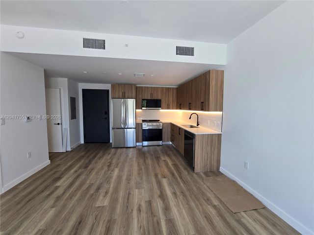 2233 Fillmore St 403, Hollywood, FL 33020
