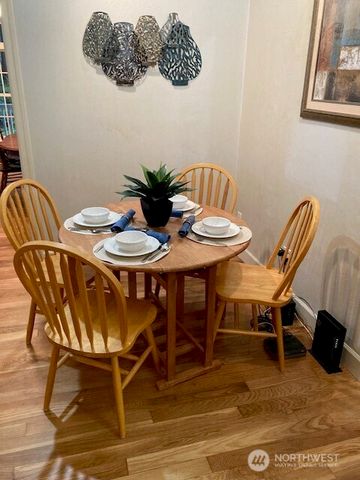 950 N Potlatch Drive, Hoodsport, WA 98548