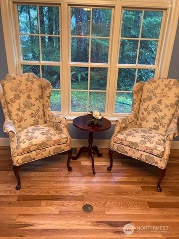 950 N Potlatch Drive, Hoodsport, WA 98548