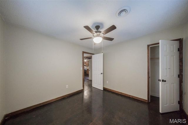 100 E 6th Street, Dixon, MO 65459