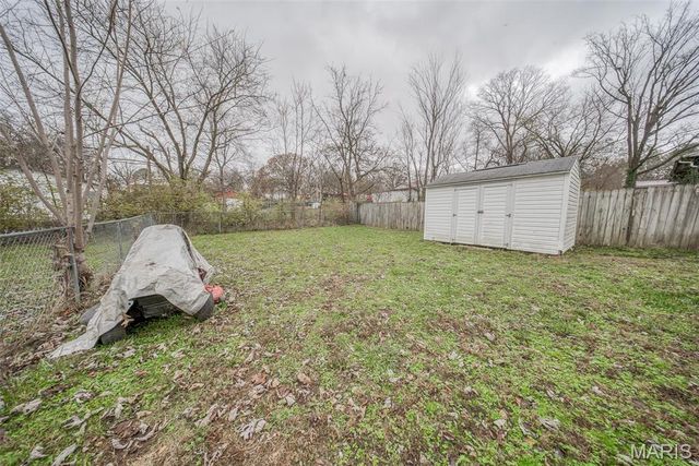 100 E 6th Street, Dixon, MO 65459