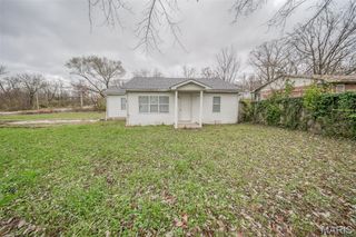 100 E 6th Street, Dixon, MO 65459