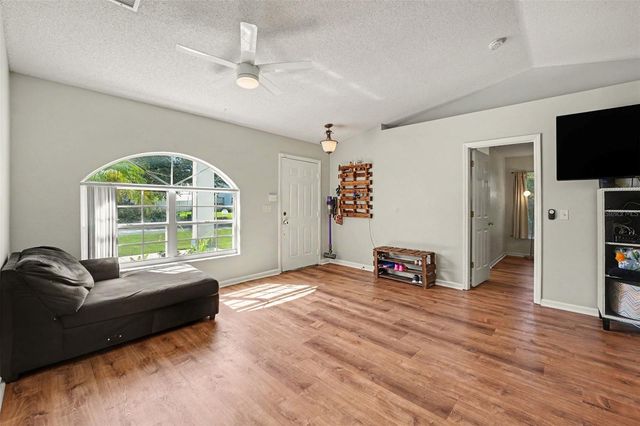 107 MEDITERRANEAN COURT, Kissimmee, FL 34758