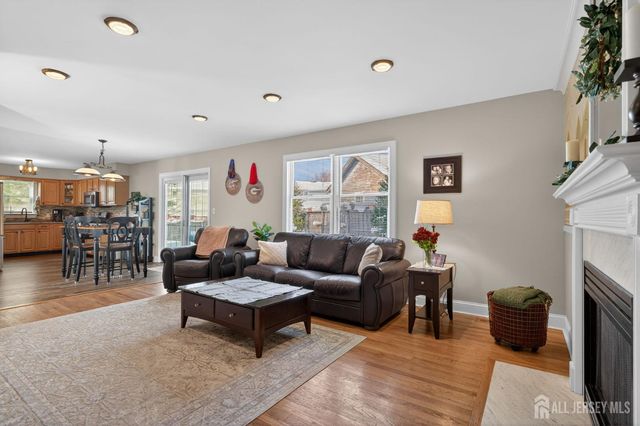 20 Nelson Drive, Milltown, NJ 08850