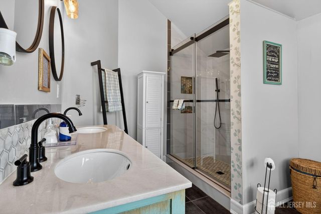 20 Nelson Drive, Milltown, NJ 08850