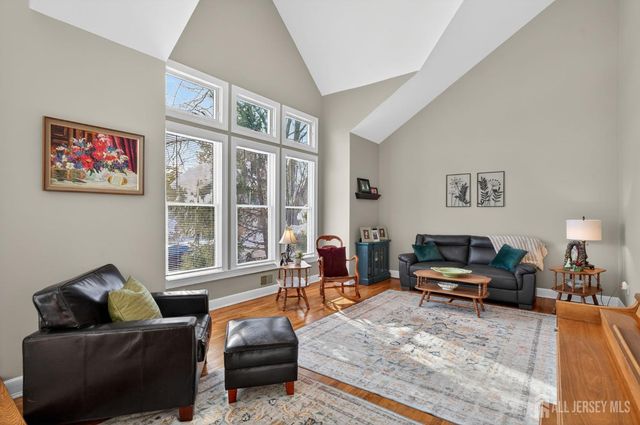 20 Nelson Drive, Milltown, NJ 08850