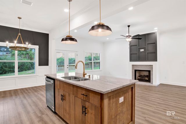 5525 Cross Creek Drive, Mobile, AL 36693