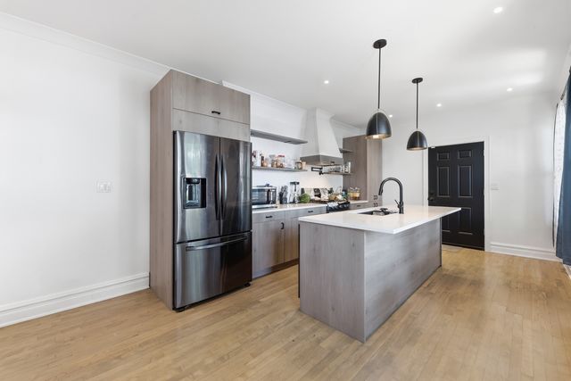 6600 S Washtenaw Avenue, Chicago, IL 60629