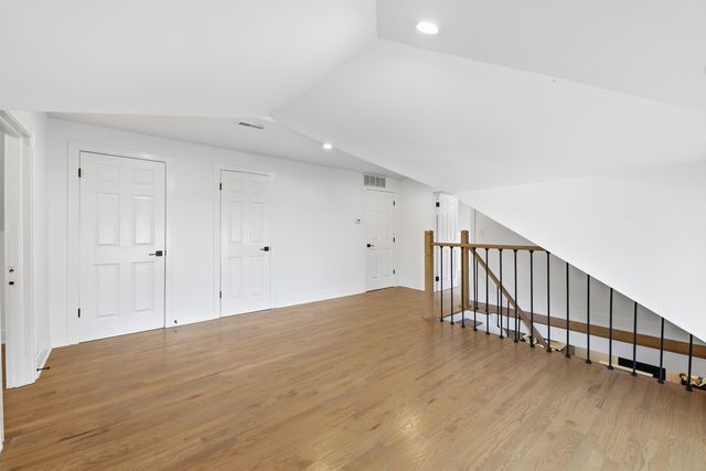 6600 S Washtenaw Avenue, Chicago, IL 60629