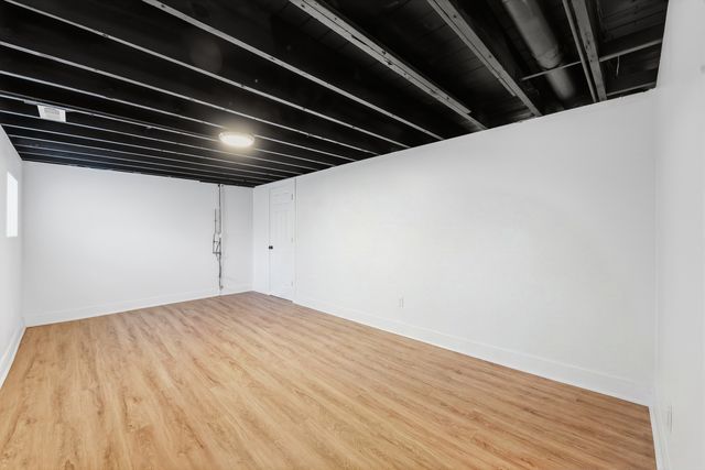 6600 S Washtenaw Avenue, Chicago, IL 60629