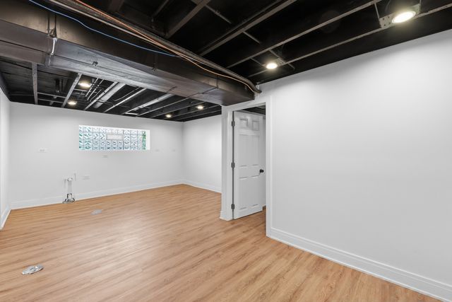 6600 S Washtenaw Avenue, Chicago, IL 60629