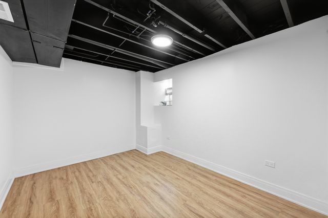 6600 S Washtenaw Avenue, Chicago, IL 60629