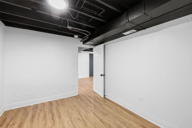6600 S Washtenaw Avenue, Chicago, IL 60629
