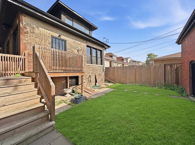 6600 S Washtenaw Avenue, Chicago, IL 60629