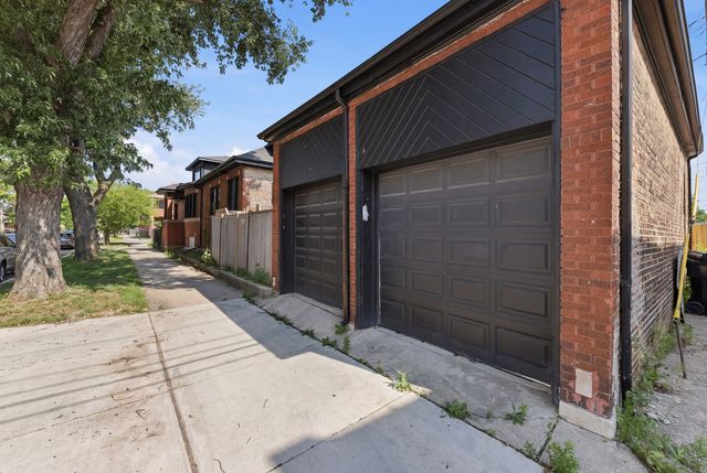 6600 S Washtenaw Avenue, Chicago, IL 60629