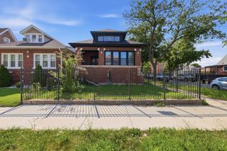 6600 S Washtenaw Avenue, Chicago, IL 60629