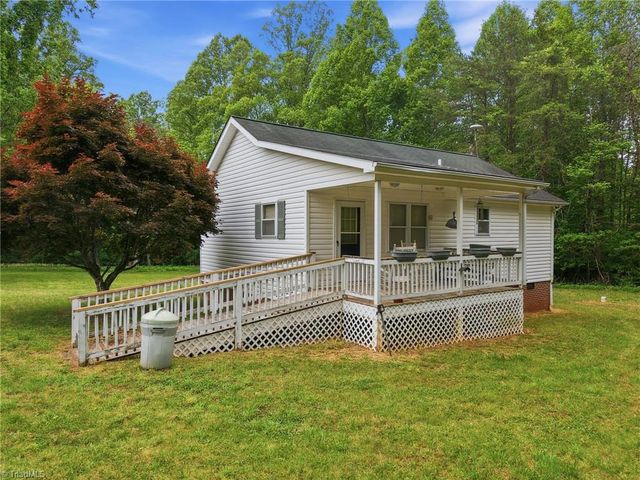 851 Case School Road, Mayodan, NC 27027