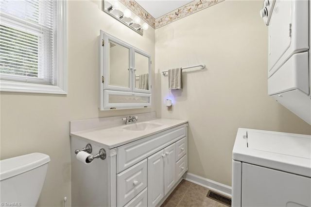 851 Case School Road, Mayodan, NC 27027