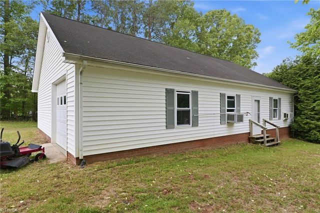 851 Case School Road, Mayodan, NC 27027