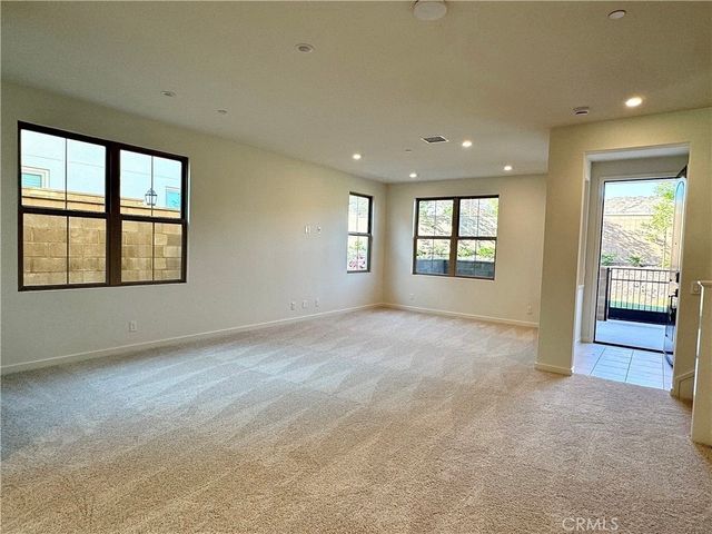 112 Newburry, Irvine, CA 92618