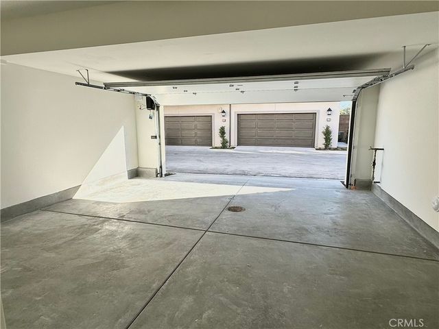 112 Newburry, Irvine, CA 92618