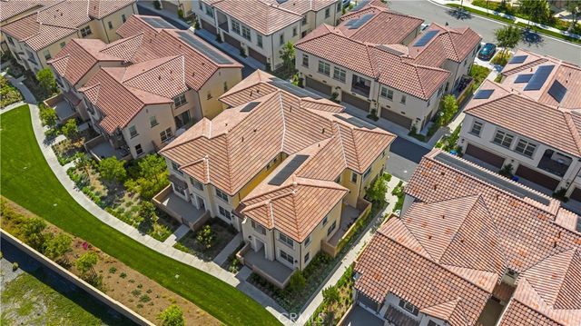 112 Newburry, Irvine, CA 92618