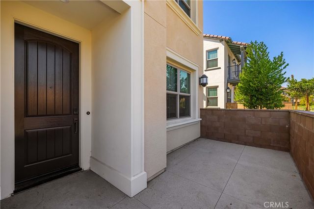 112 Newburry, Irvine, CA 92618