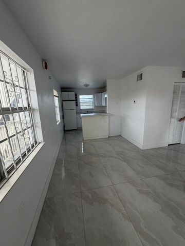 3211 W Flagler St 9, Miami, FL 33135