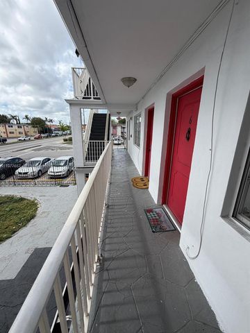 3211 W Flagler St 9, Miami, FL 33135