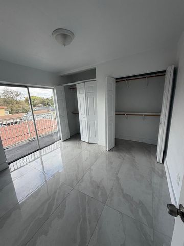 3211 W Flagler St 9, Miami, FL 33135