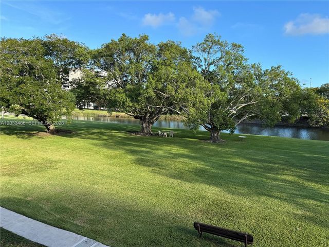 8335 SW 72 Avenue 211D, Miami, FL 33143
