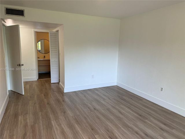 8335 SW 72 Avenue 211D, Miami, FL 33143