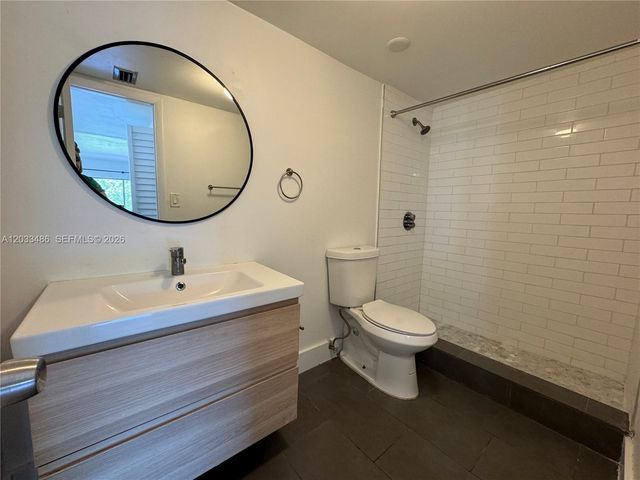 8335 SW 72 Avenue 211D, Miami, FL 33143