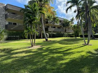 8335 SW 72 Avenue 211D, Miami, FL 33143