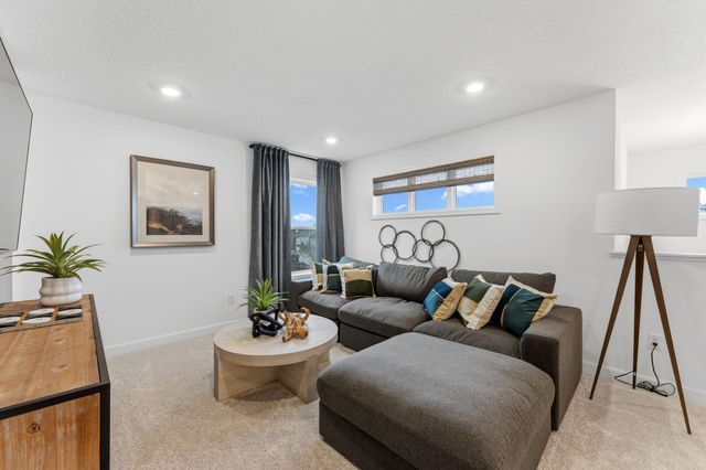 2606 Aspen Drive, Shakopee, MN 55379