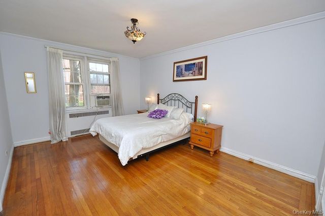 949 Palmer Road 2G, Bronxville, NY 10708