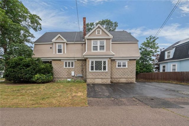 49 Arnold Street, East Providence, RI 02915
