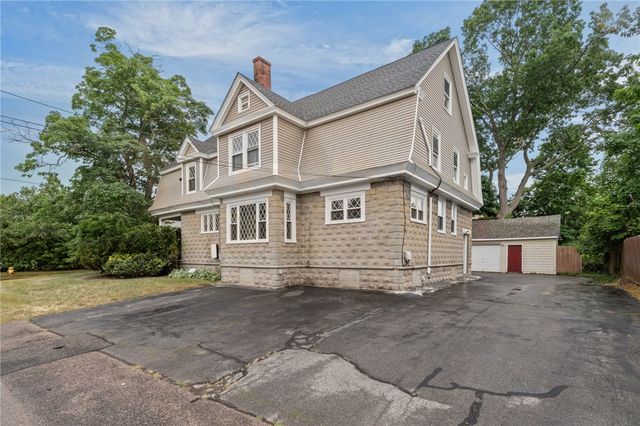 49 Arnold Street, East Providence, RI 02915