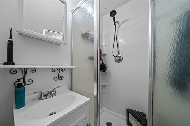 49 Arnold Street, East Providence, RI 02915