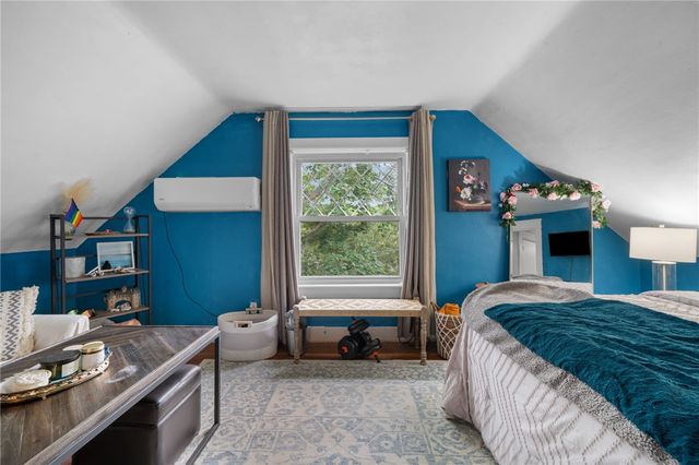 49 Arnold Street, East Providence, RI 02915