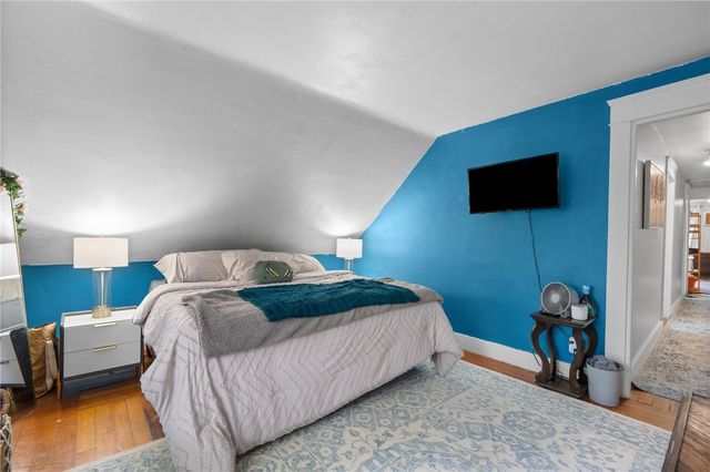 49 Arnold Street, East Providence, RI 02915