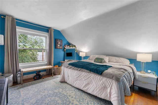 49 Arnold Street, East Providence, RI 02915