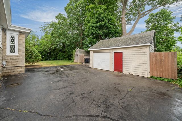 49 Arnold Street, East Providence, RI 02915