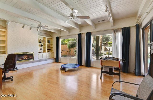 7816 N 47TH Street, Paradise Valley, AZ 85253